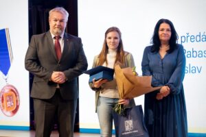 Přečtete si více ze článku Četařka Netušil získala cenu Michala Rabase za záchranu
