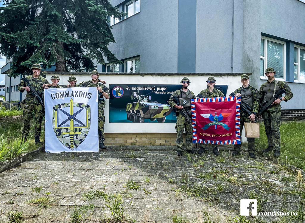 Přečtete si více ze článku Členové COMMANDOS získali pro univerzitu stříbro v armádní dovednostní soutěži