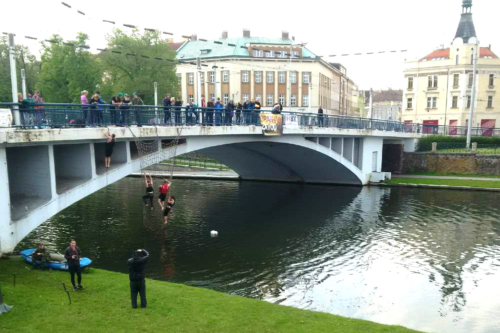 Studenti VLF pořádají Branný závod