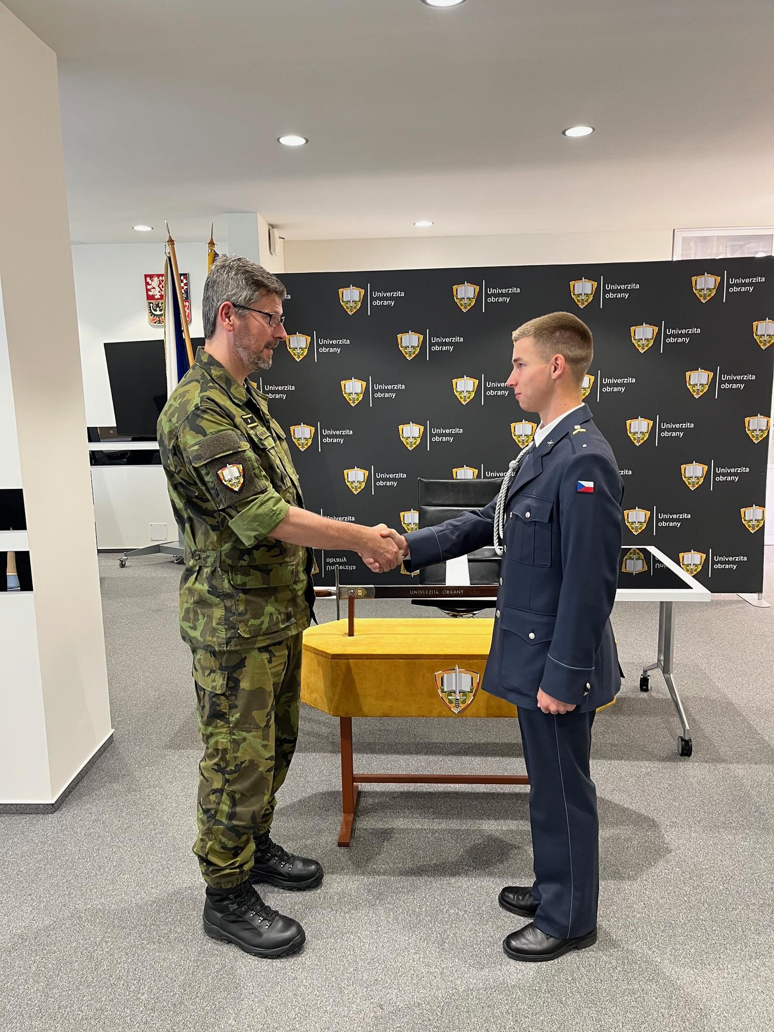 Young Pilot from the University of Defence Excels in Aviation Competition