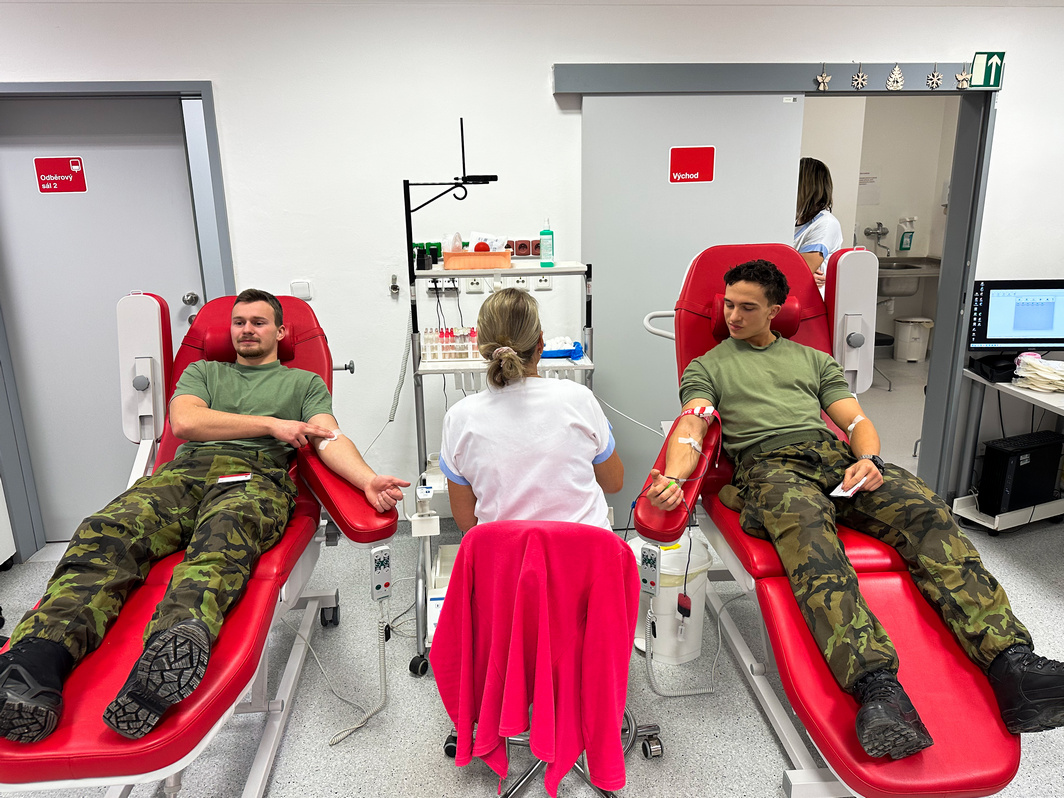 Právě si prohlížíte Téměř stovka studentů, polovina poprvé, ve stopách příkladných dárců krve