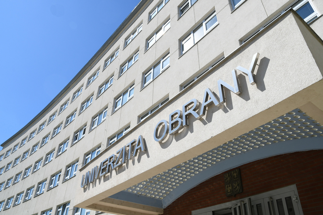 Přečtete si více ze článku Rozšiřuje se uplatnění absolventů programů Bezpečnost a obrana