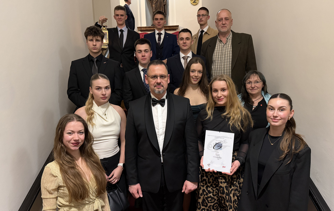 Právě si prohlížíte Stříbro z veletrhu Gaudeamus obhájeno