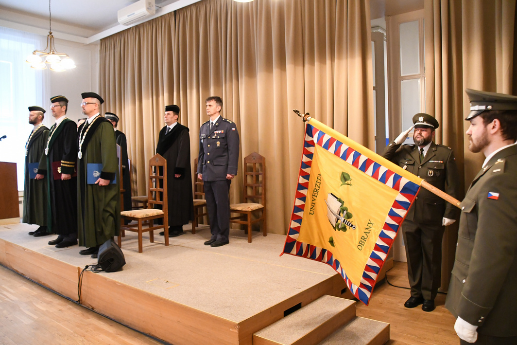 Přečtete si více ze článku Den učitelů: ocenění pedagogů a promoce doktorů