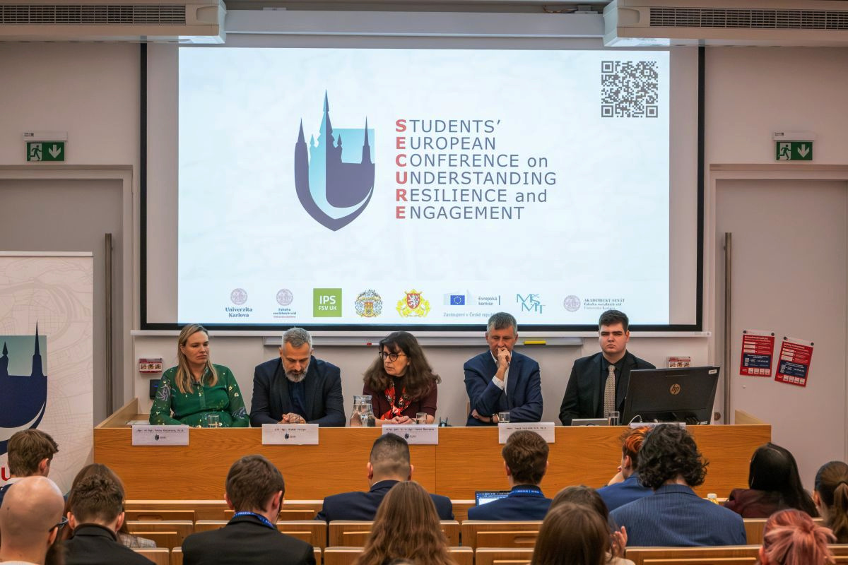 Přečtete si více ze článku Bezpečnost očima studentů: Konference SECURE PRAGUE 2026