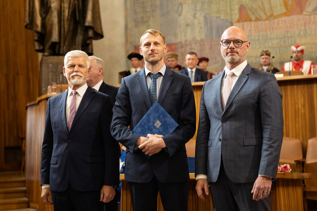 Přečtete si více ze článku Vojenská lékařská fakulta má nového profesora