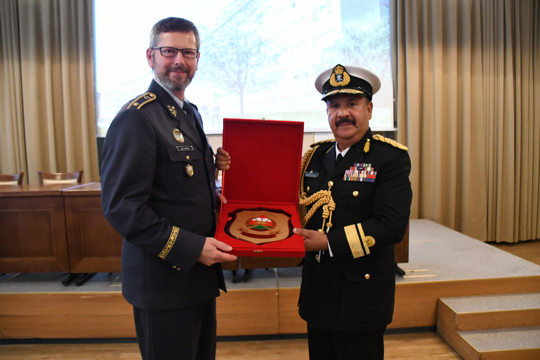 Právě si prohlížíte Návštěva zástupců ománské National Defence College