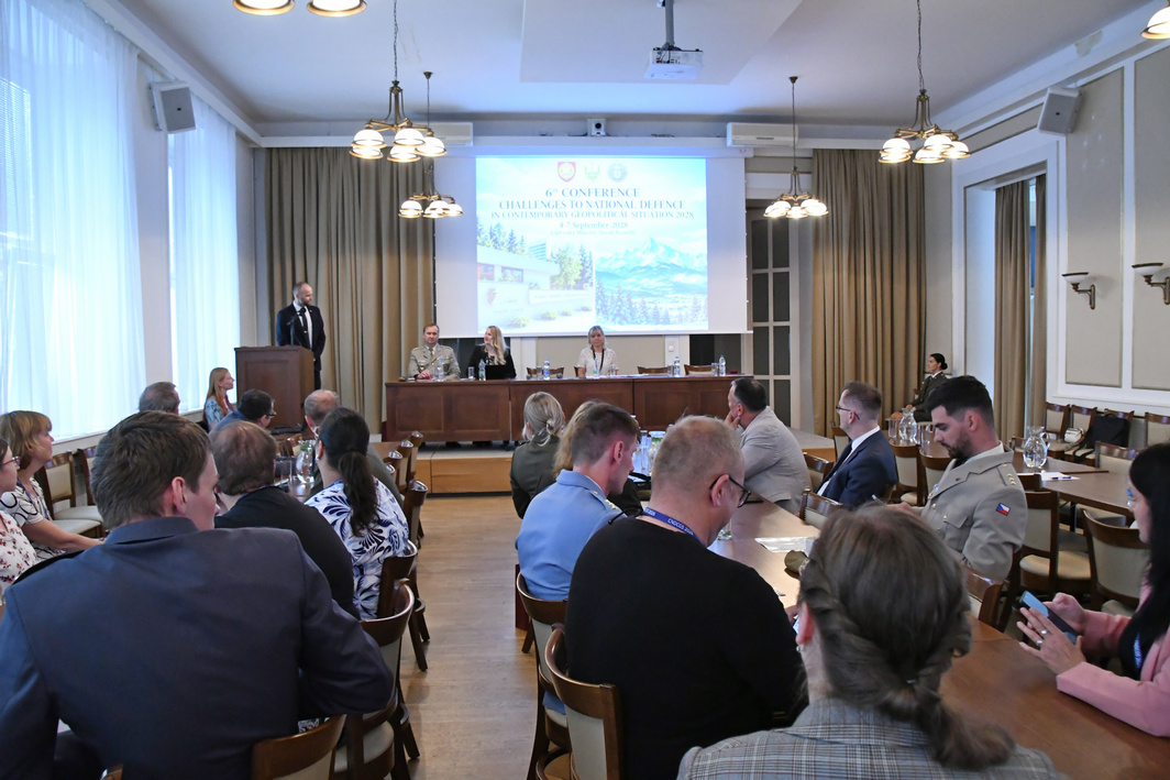 Přečtete si více ze článku Na konferenci CNDCGS 2026 soutěžili studenti