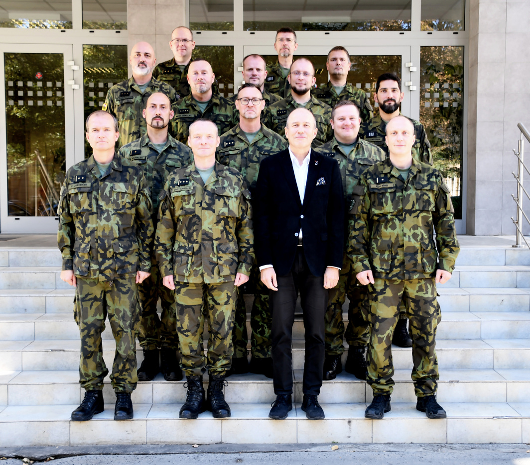 Právě si prohlížíte Odborný kurz plánování operací na operační úrovni úspěšně zakončen